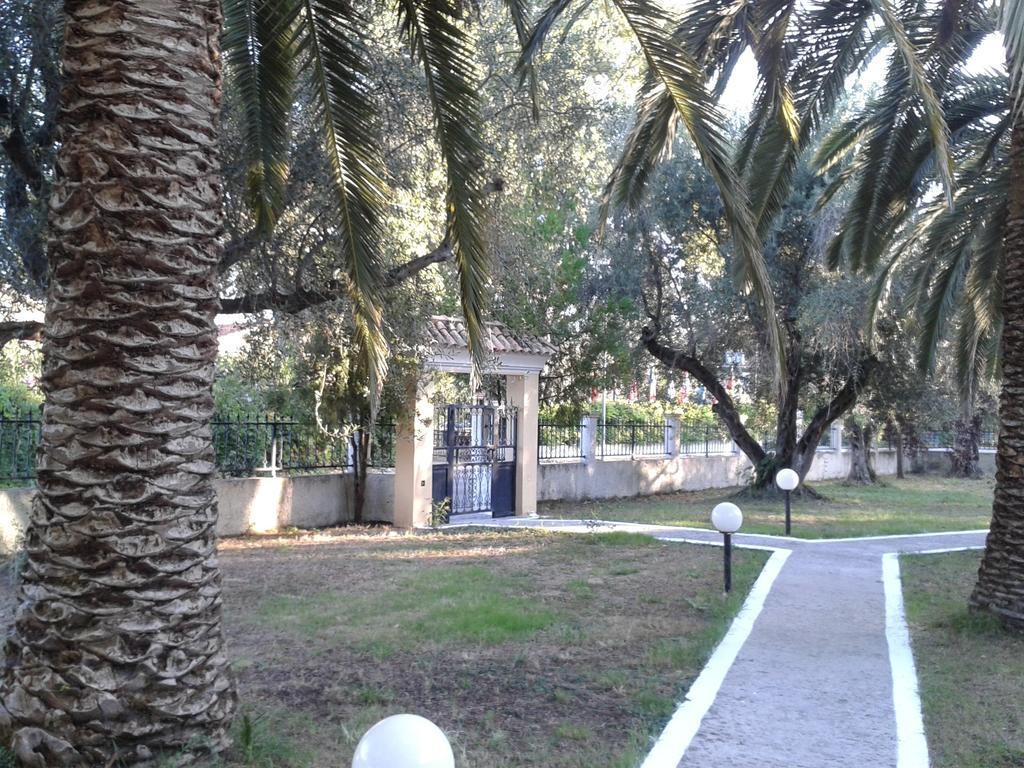 Villa Rododafni روذا المظهر الخارجي الصورة