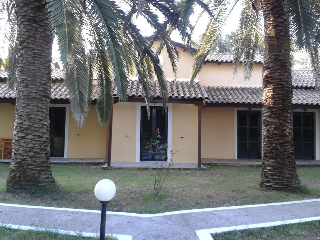 Villa Rododafni روذا المظهر الخارجي الصورة