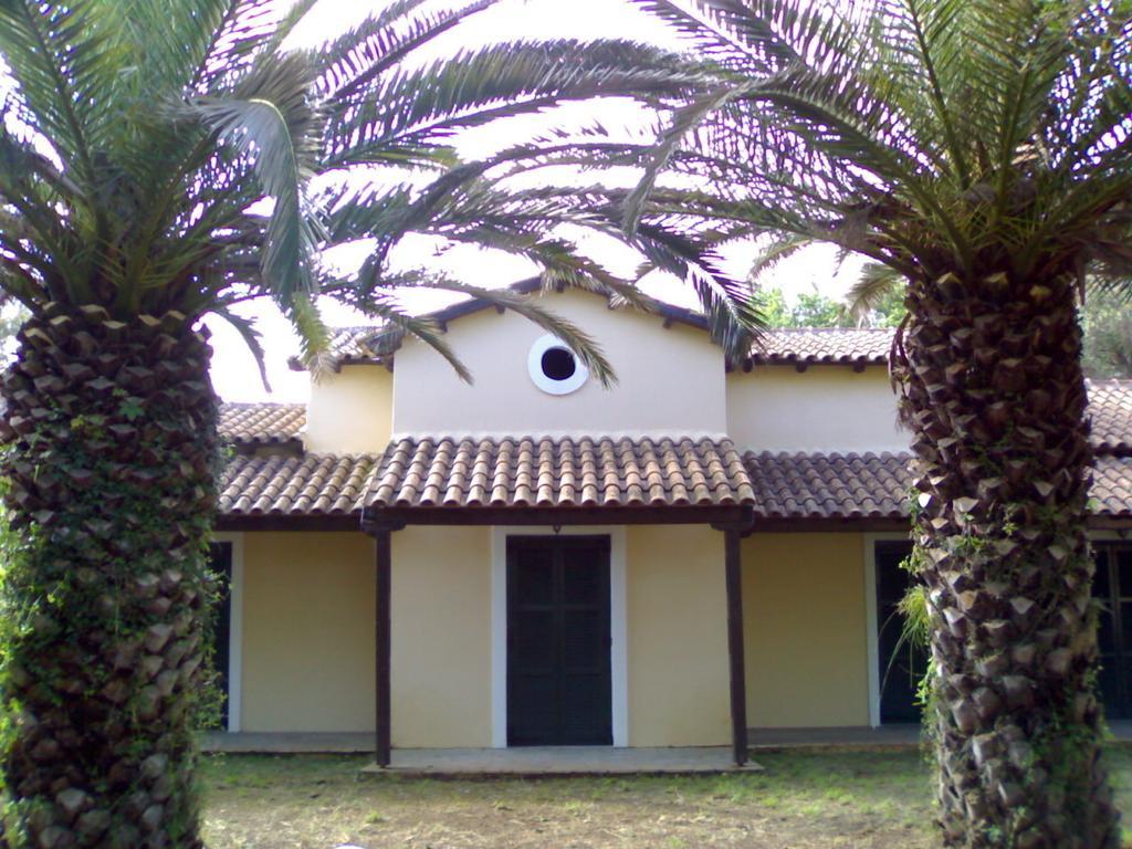 Villa Rododafni روذا المظهر الخارجي الصورة